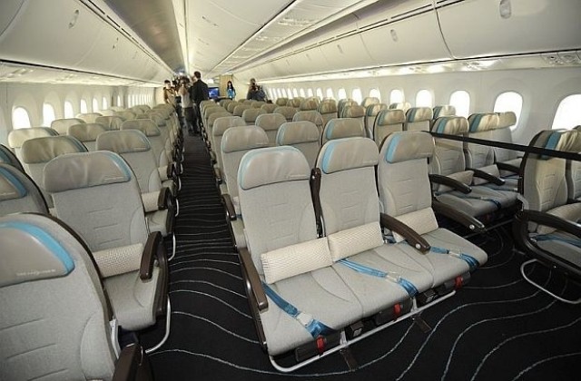 Българите най-често пътуват в чужбина при близки и за обучение