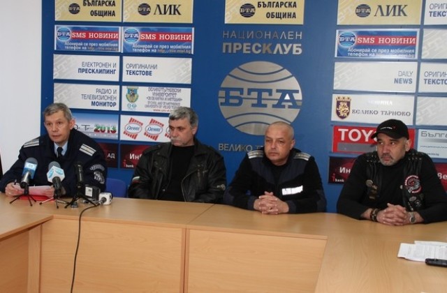 Пътни полицаи и мотористи в обща кампания за безопасност и на две колела