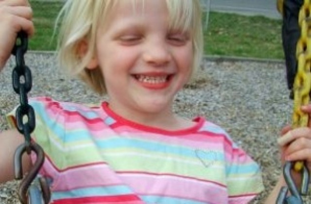 Безплатни прегледи на детски зъбки