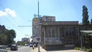 Старо кино става Младежки център за деца в риск