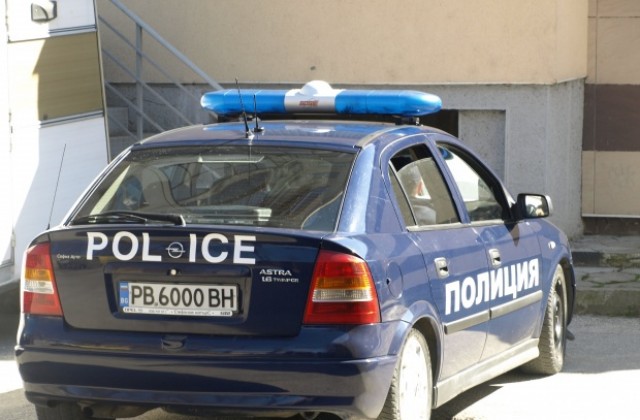 Задържа роднини за лихварство в ромския квартал