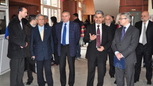 Посланикът на Израел откри изложбата Осъдени и спасени във ВТУ