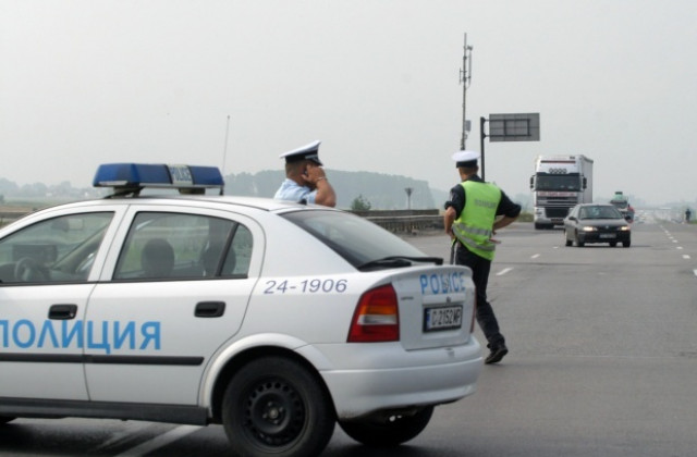 Двама пешеходци ранени в катастрофи