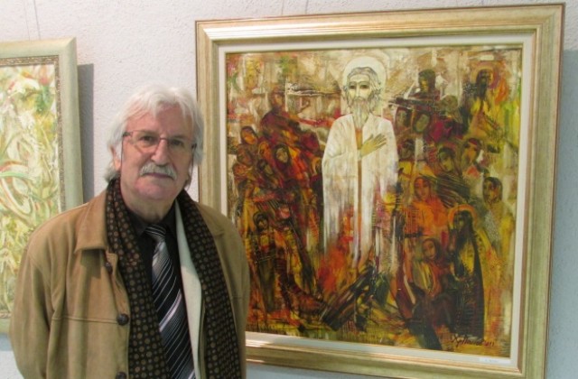 Христо Панев подреди изложба в Г. Оряховица