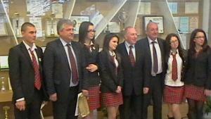 Майкъл Истън се срещна с ученици в Гоце Делчев
