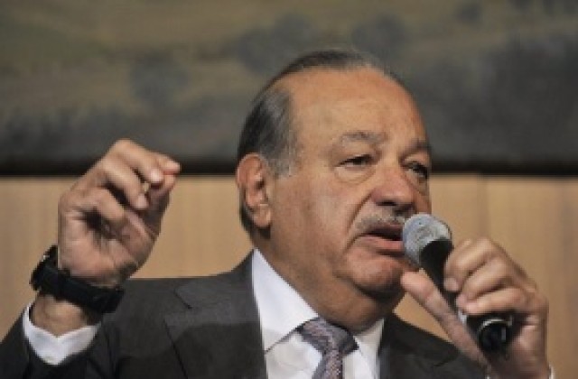 Иск срещу компанията на Карлос Слим Telmex