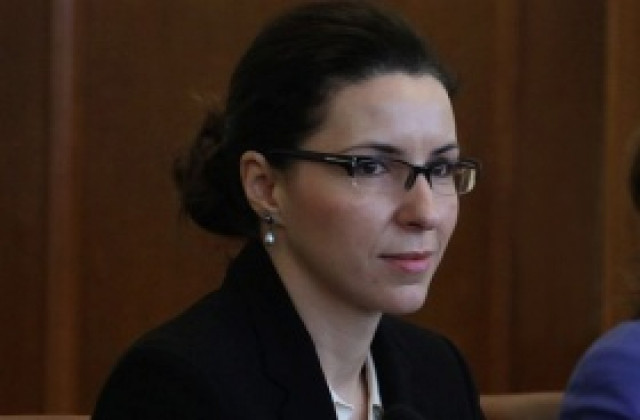 Цанова: Евросредствата за периода 2014-2020 ще са свежите пари за икономиката ни