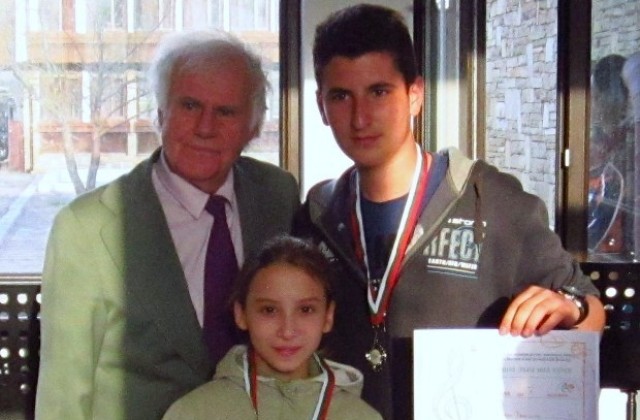 ДФА „Габровче” отново с отличия