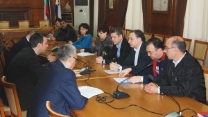 За секционните избирателни комисии