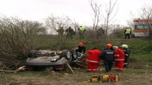 Майка баща и единият им син загинаха край Божичен другият