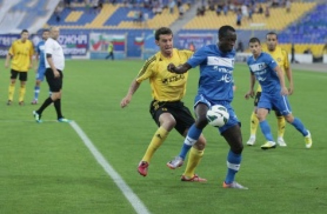 Ботев Пд отмъкна нападател на Левски