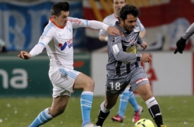 Джоуи Бартън и Олимпик Марсилия се извиниха на Тиаго Силва за тирадата в Туитър