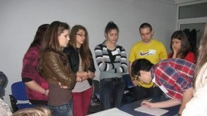 34 ученици от пет общини се обучаваха за правата си