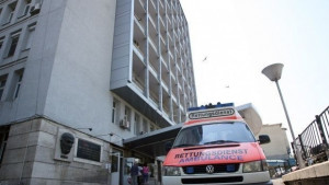 Момче в Пирогов след като бе ритнато от кон