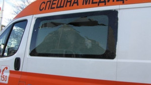 25годишен намушкан с нож при пиянска свада в Павликени