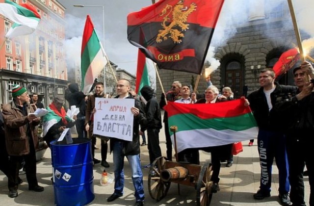 Властта разби протеста и разедини хората, смятат от ВМРО