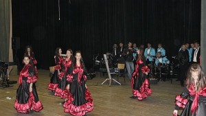 Камбитов и Смиленов празнуваха с ромите