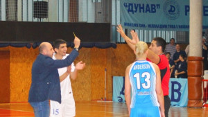 Спортно благотворително шоу изнесоха Дунав 8806 и ФК Дунав