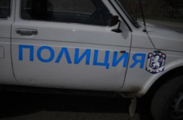 Повредиха паметна плоча в Балчик