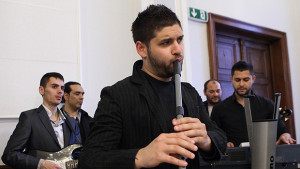 Хем хубава работа хем циганска