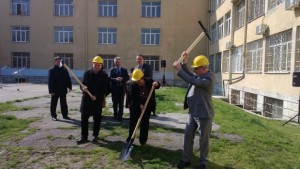 Направиха първа копка на спортна зала във Варна