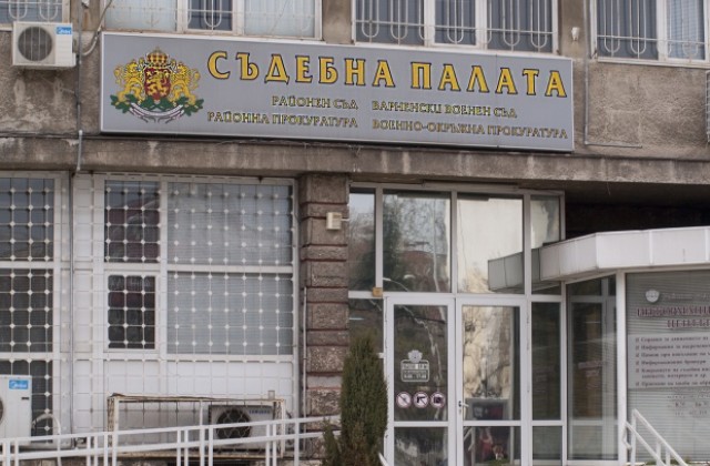 1000 лева глоба за варненец, шофирал с пластмасови табели