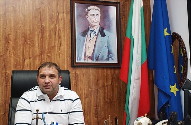 Арестуваха общински кмет за опит за убийство