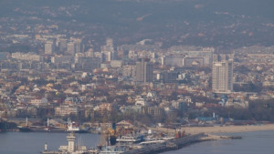 Варна в конкуренция с още пет града за младежка европейска