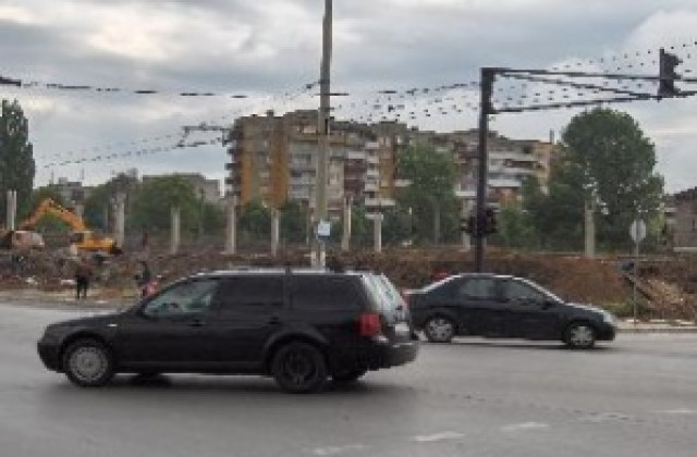 Дете и велосипедист пострадаха при катастрофи