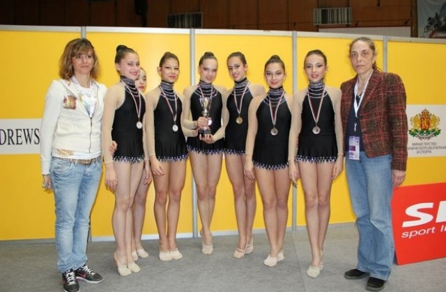 Сребро за великотърновските грации от международен турнир по естетическа гимнастика