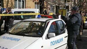 Въоръжен грабеж на магазин в столицата полицаите задържаха обирджията