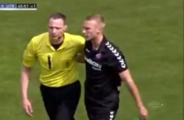 ВИДЕО: Как един автогол в Холандия предизвика неочаквано съчувствие...