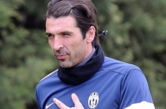 ВИДЕО: Буфон аплодира феновете на... Лацио