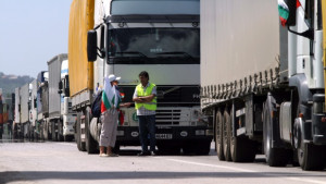 Рокери и шофьори излизат на протест блокират центъра на Варна