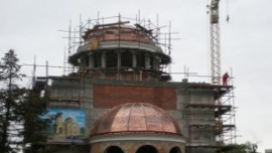 Благотворителен концерт събира средства за църквата Всех Святих