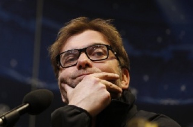 Клоп се притеснява от шотландски модел в Германия