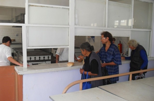 Правят нов подбор за обществените трапезарии във Враца