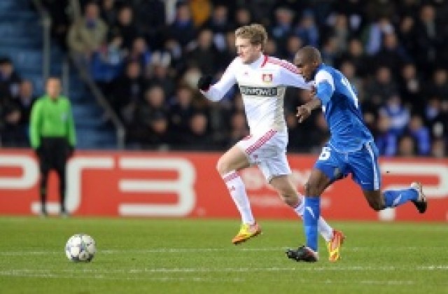 Руди Фьолер в Лондон, преговаря за трансфер на Шюрле в Челси