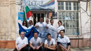 Младежи от ГЕРБВарна осигуряват свободни зони с интернет