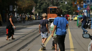 Общината бори изборните плакати със специална боя