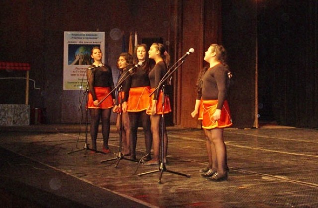 Таланти от община Добричка се представиха в концерт