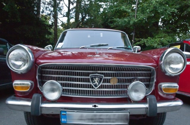 Във Варна ще освобождават ретроколите от данък