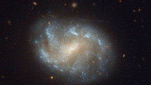 Хъбъл откри гигантска двойна звезда