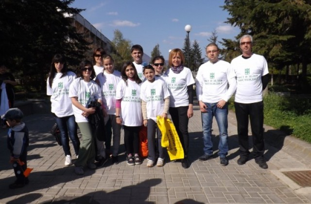 Мая Манолова: Днес чистим България от отпадъци, а на 12 май от ГЕРБ