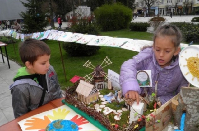 В Разлог показват изложба, посветена на Деня на земята