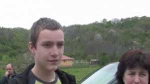 Варненски ученик се изгуби в гора с вълци 200 души