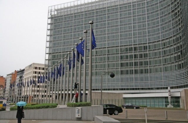 Брюксел започнал 12 наказателни процедури срещу България