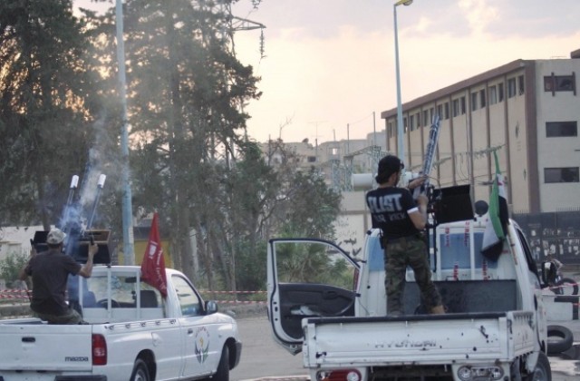 Ожесточени боеве за военно летище в Сирия
