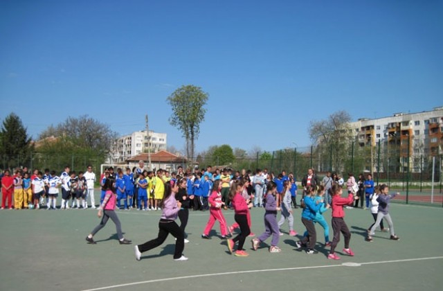Деца със специални образователни  потребности се състезаваха в  Каварна