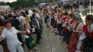 По 3000 лева искат районите за кварталните празненства